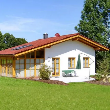 Und Kronner Zachenberg